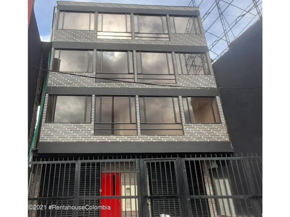 Vendo Comercial en  Las Delicias(Bogota) C.C 22-1293