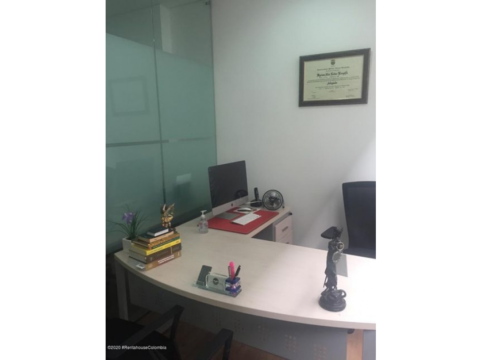 Vendo Comercial en  Chico Norte(Bogota) C.C 22-380