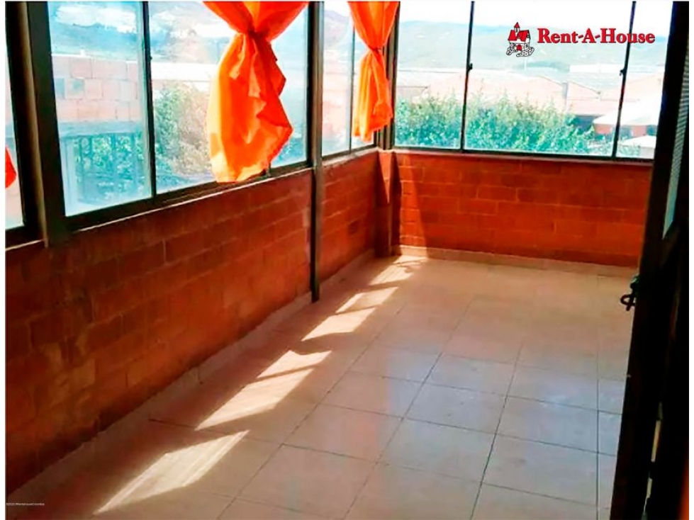 Apartamento en  Compartir(Soacha) MP: 22-947