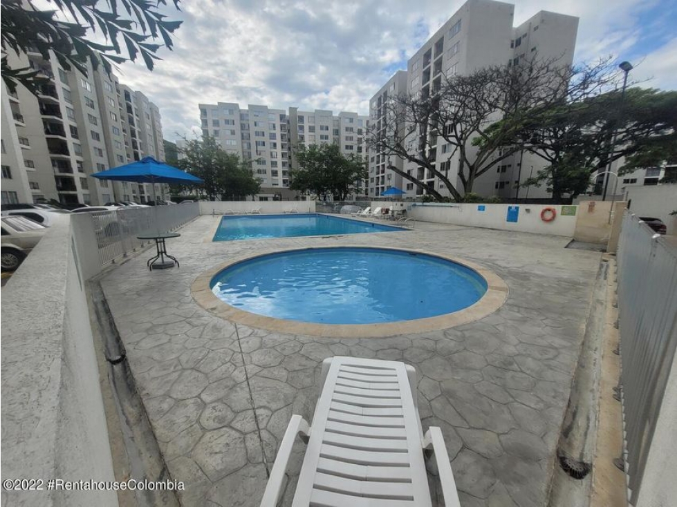 Apartamento en  Ciudad Guabinas RAH CO: 23-257