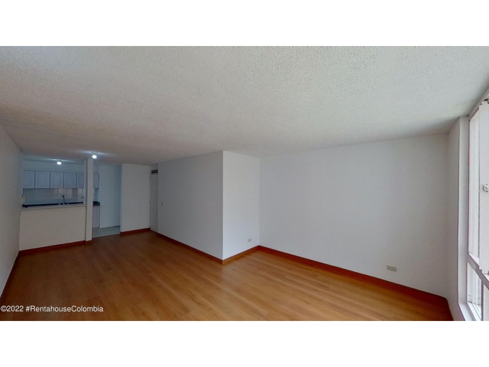 Apartamento en  Caobos Salazar RAH CO: 23-926