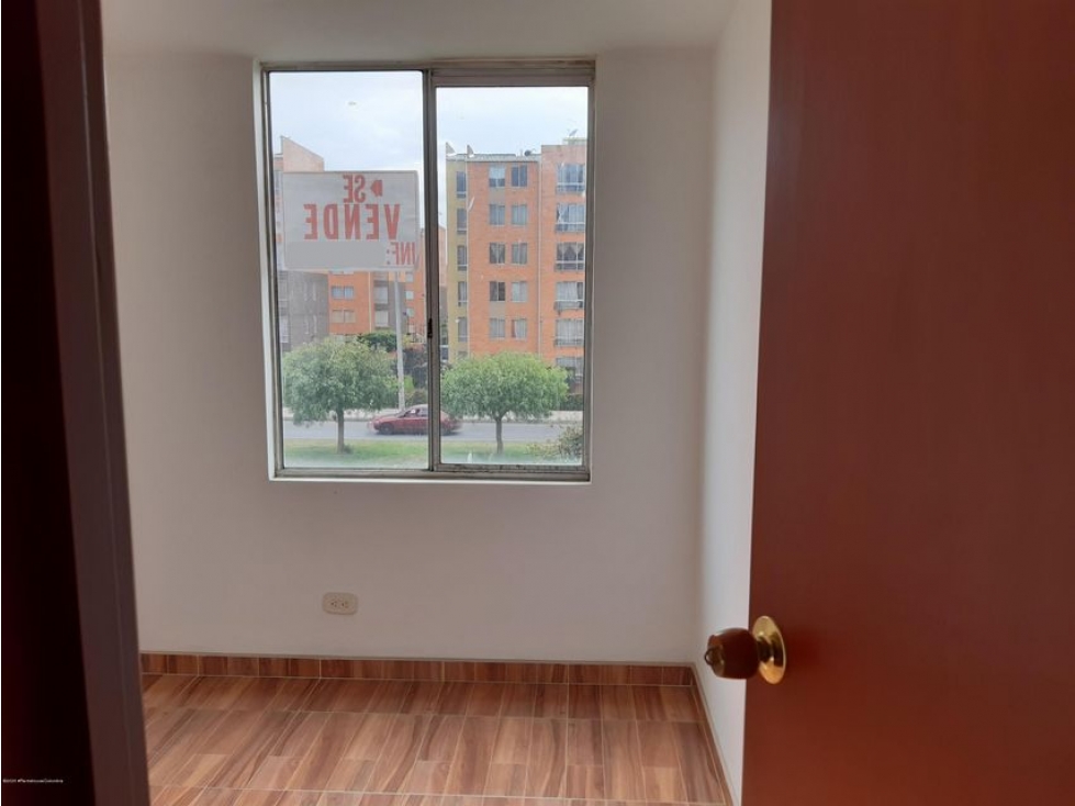 Apartamento en  Ciudad Verde RAH CO: 23-1282