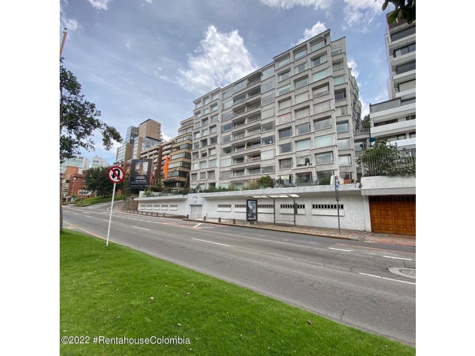 Apartamento en  Chico(Bogota) RAH CO: 23-1607