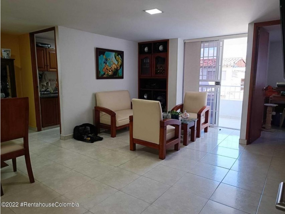 Apartamento en  Simon Bolivar RAH CO: 23-1676