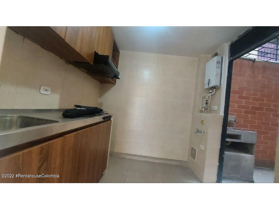 Arriendo Apartamento en  Huertas de Soacha C.O 23-513