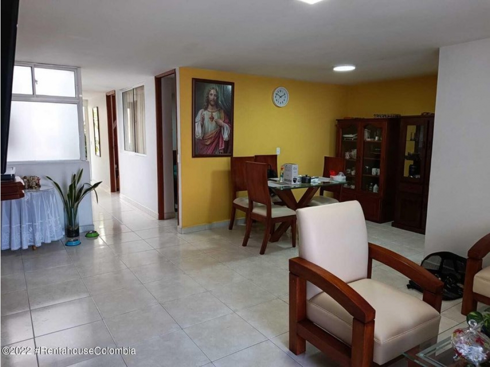 Vendo Apartamento en  Simon BolivarS.G. 23-1676