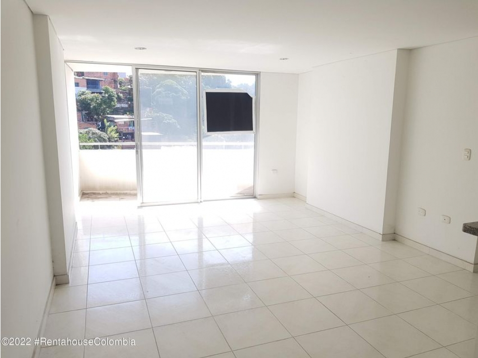 Apartamento en  Prados del Este RAH CO: 22-2251