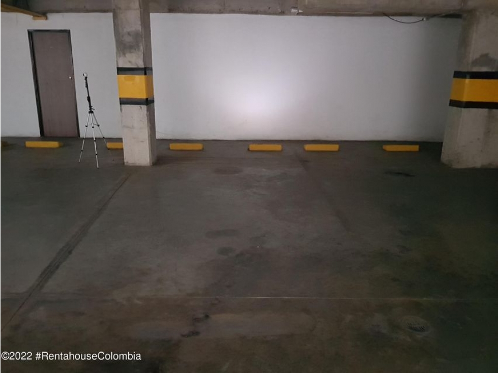 Comercial en  Bellavista(Neiva) RAH CO: 22-2394