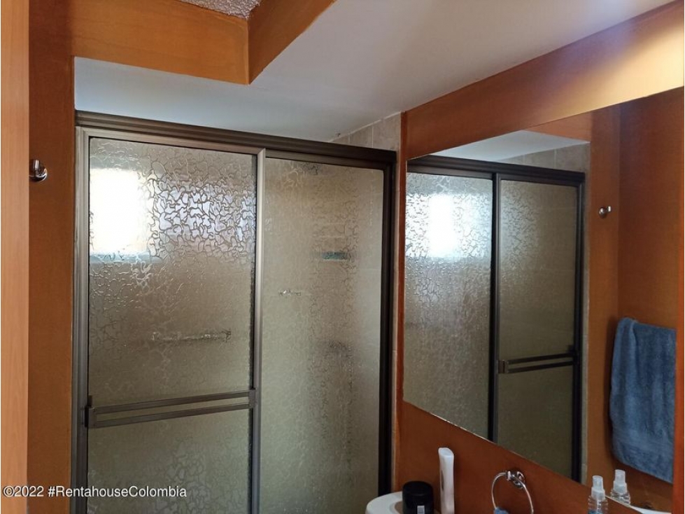 Apartamento en  El Pino(Bogota) RAH CO: 22-3073