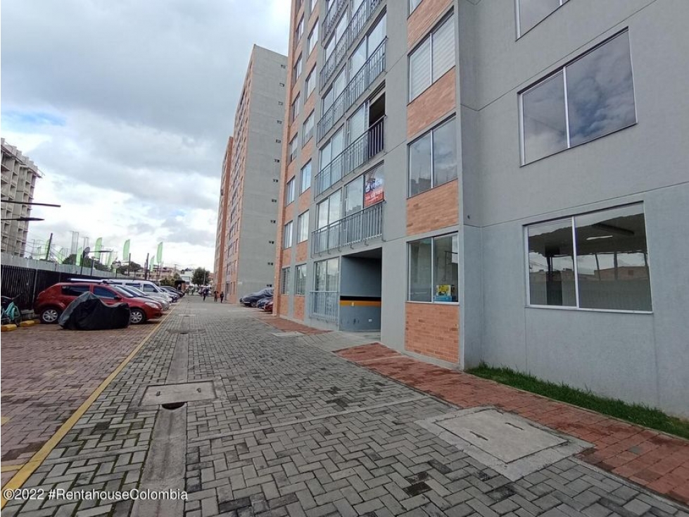 Apartamento en  Tuna(Bogota) RAH CO: 22-3119