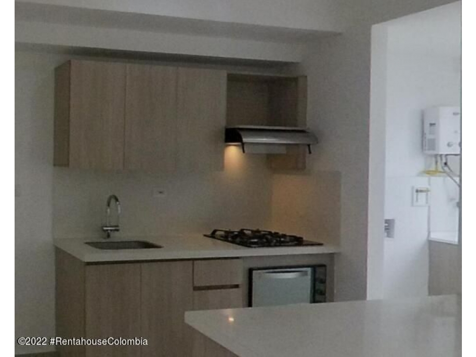 Apartamento en  Niquia(Bello) RAH CO: 22-3182