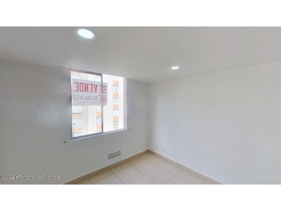 Apartamento en  Tuna Alta(Bogota) RAH CO: 22-3188