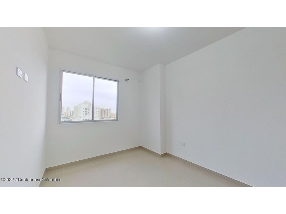 Apartamento en  Nuevo Horizonte RAH CO: 22-3292