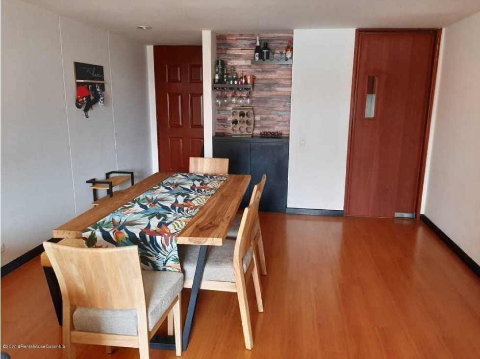 Apartamento en  Cedro Golf(Bogota) RAH CO: 23-12