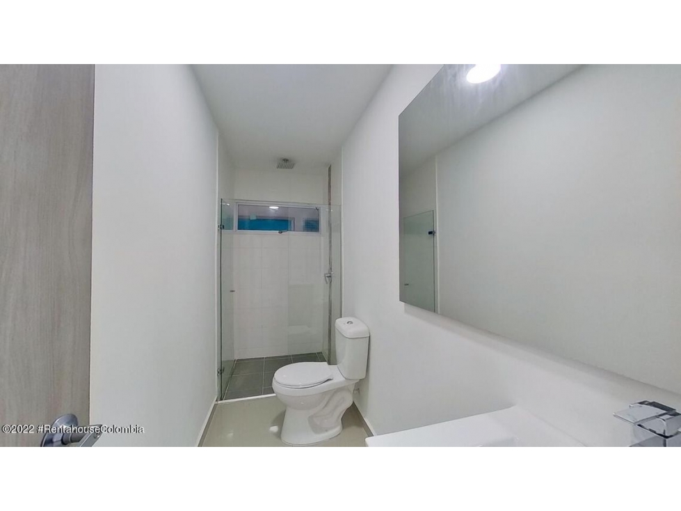 Apartamento en  Andalucia RAH CO: 23-202