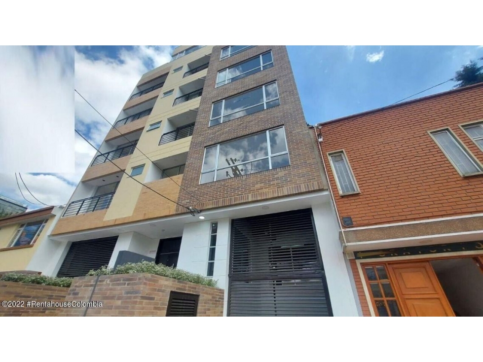 Apartamento en  Quinta Paredes RAH CO: 23-1740