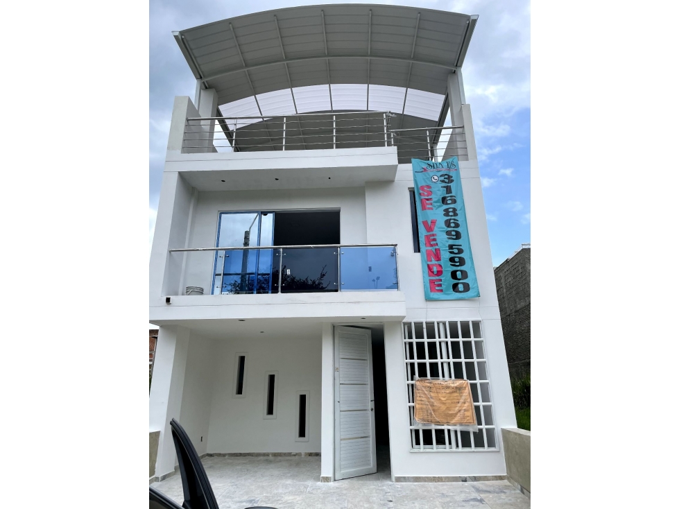 VENDO CASA EN VILLA MAGNA
