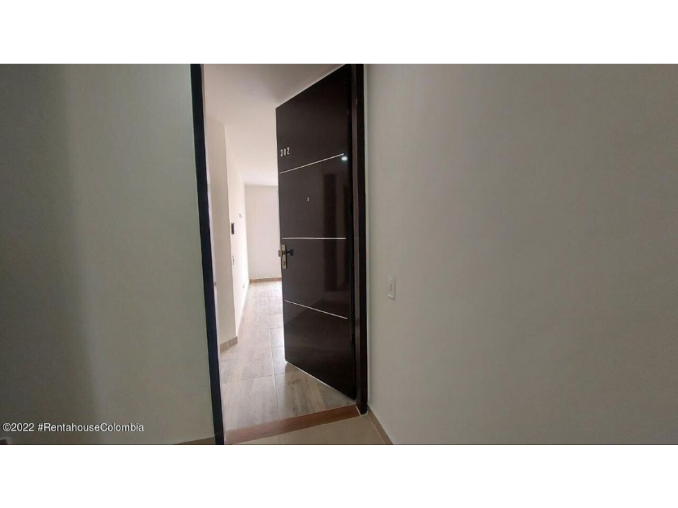 Apartamento en  Quinta Paredes RAH CO: 23-1740