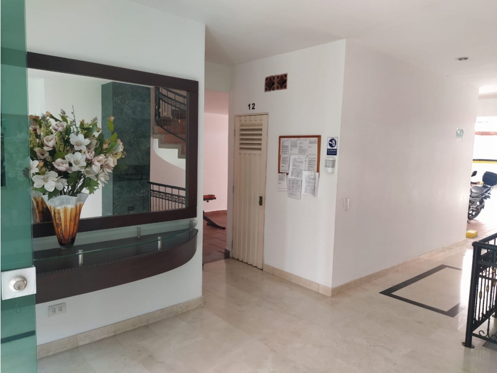 APARTAMENTO EN LAURELES AMOBLADO DE 3 HABITACIONES