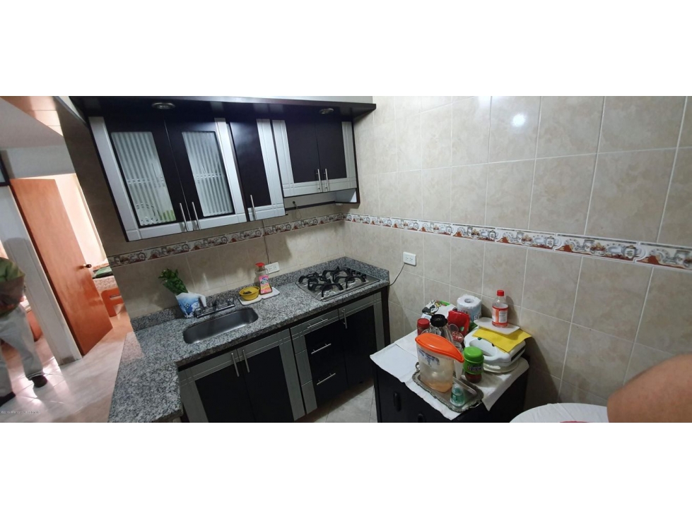 Apartamento en  Tuna Alta(Bogota) RAH CO: 23-229