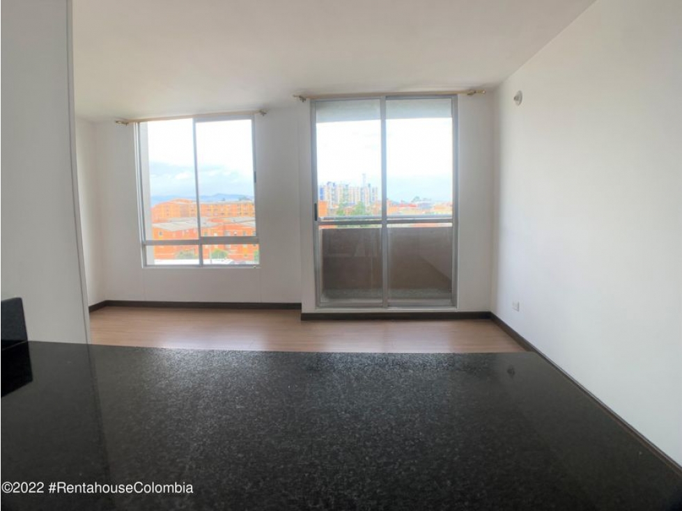 Apartamento en  Castilla(Bogota) GZ: 23-418