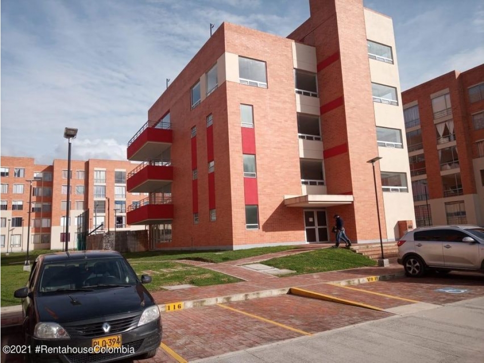 Apartamento en  Rincon del Zipa RAH CO: 23-420