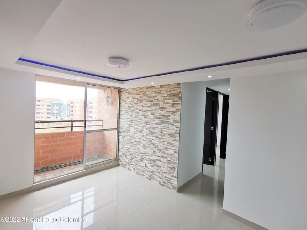 Apartamento en  La Prosperidad S.G  23-461