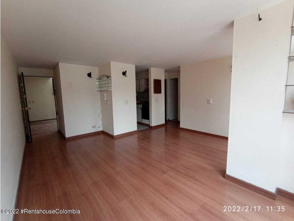 Apartamento en  Spring(Bogota) RAH CO: 23-1122