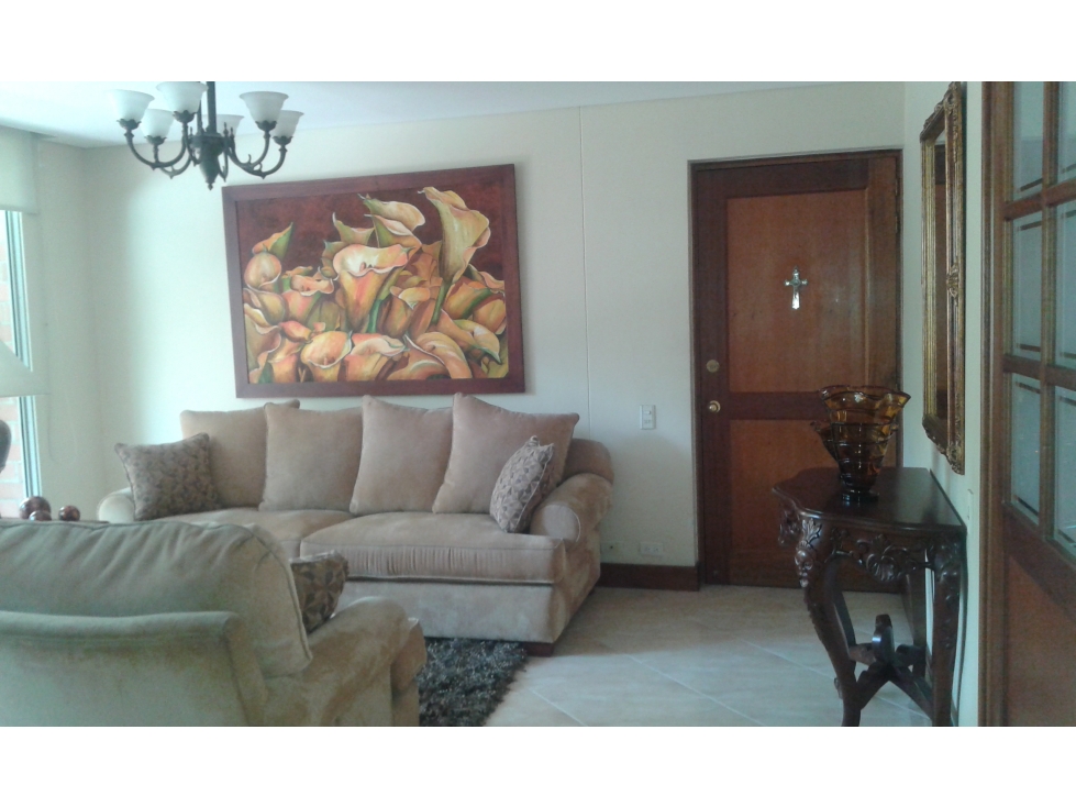 Vendo apartamento de 90 m2 en Laureles. Medellín