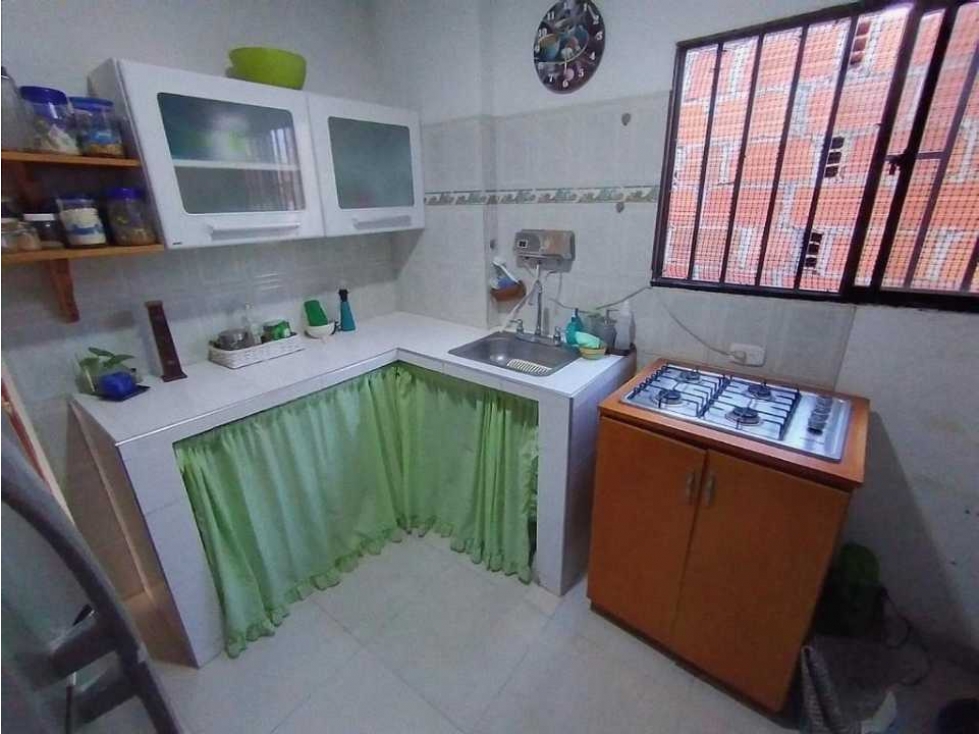 Apartamento en boulevar de la 19 en 3 piso con parqueadero