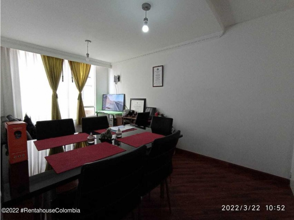 Apartamento en  Gilmar(Bogota) RAH CO: 23-1640