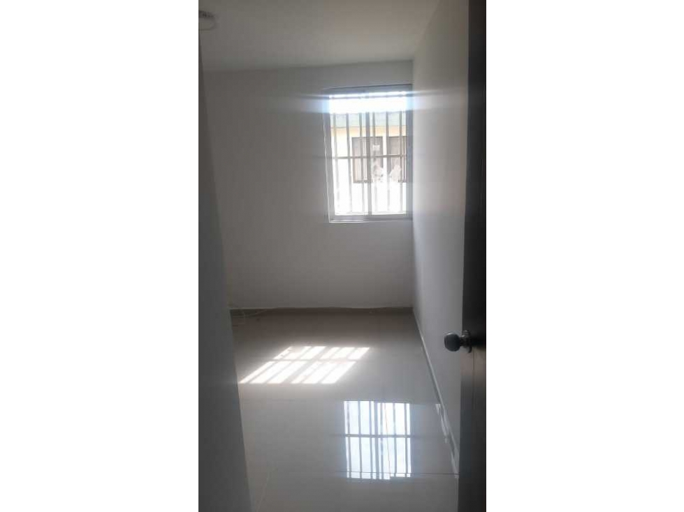 Vendo Apartamento en el Dorado 4to piso (S.S 6411173)