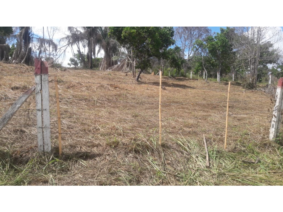 Lote campestre para la venta en Melgar con uso mixto