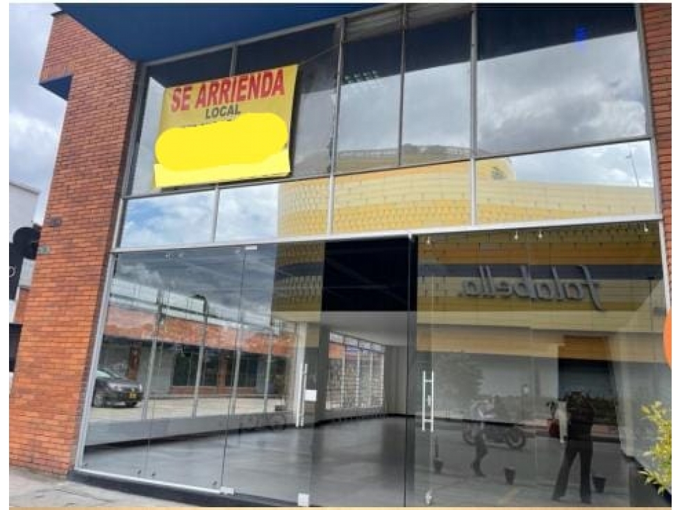 ARRIENDO LOCAL EN PUENTE ARANDA - OUTLET