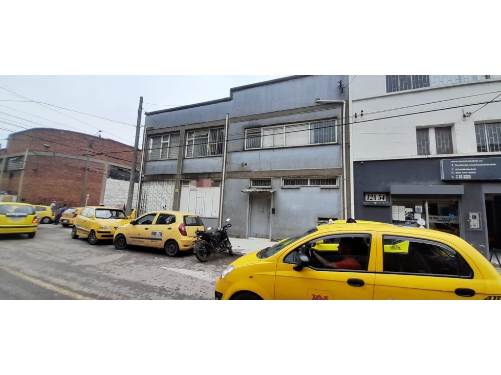 ARRIENDO CASA COMERCIAL EN LA GORGONZOLA