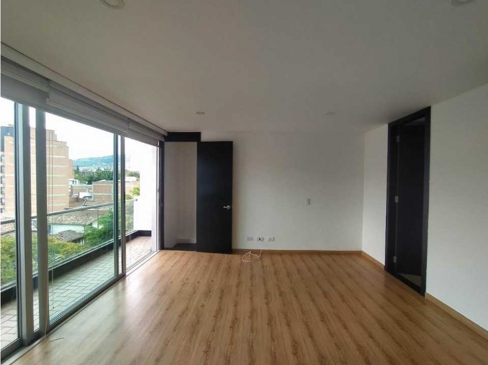 APARTAMENTO DUPLEX EN VENTA LAURELES, MEDELLÍN (N)