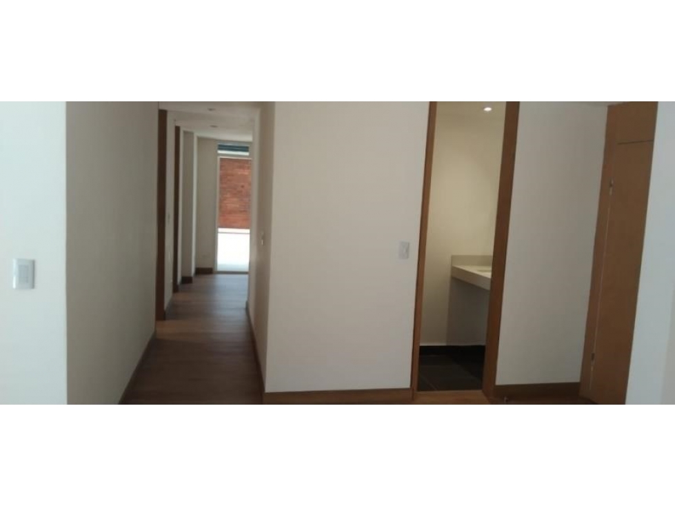 Apartamento en Venta, Edificio Maria Camila, Usaquen