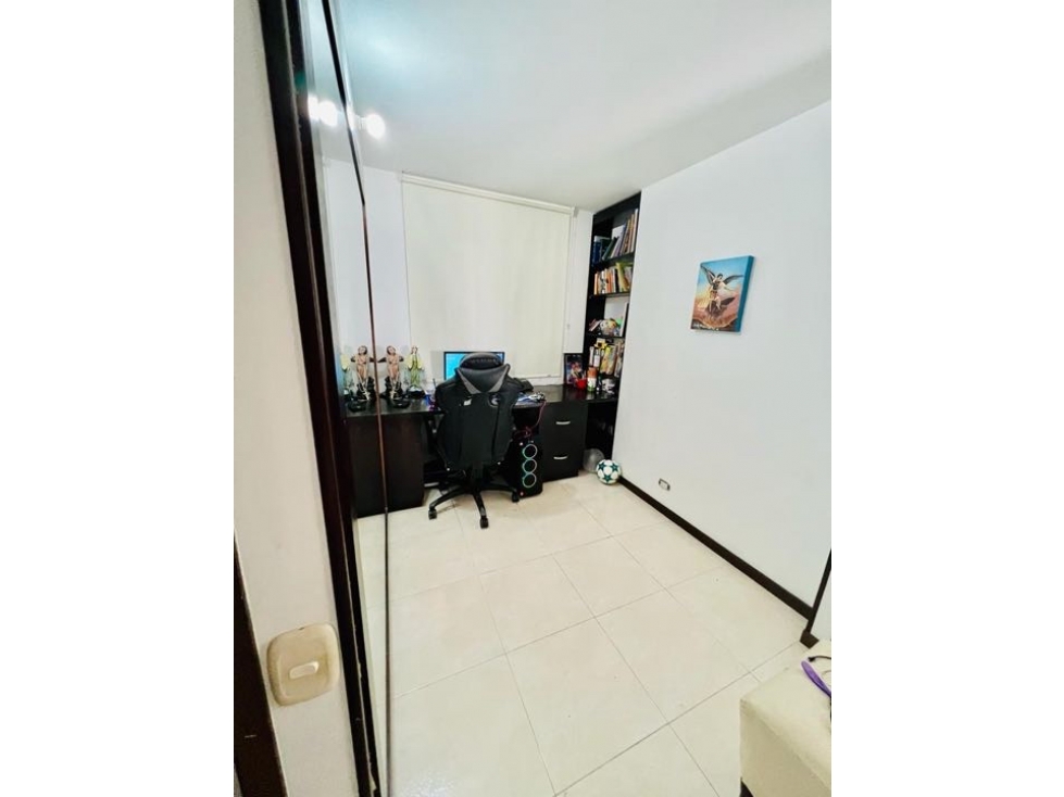 SE VENDE APARTAMENTO EN LA HACIENDA CV MM