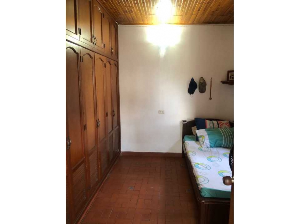 SE VENDE CASA EN LA SELVA T.P