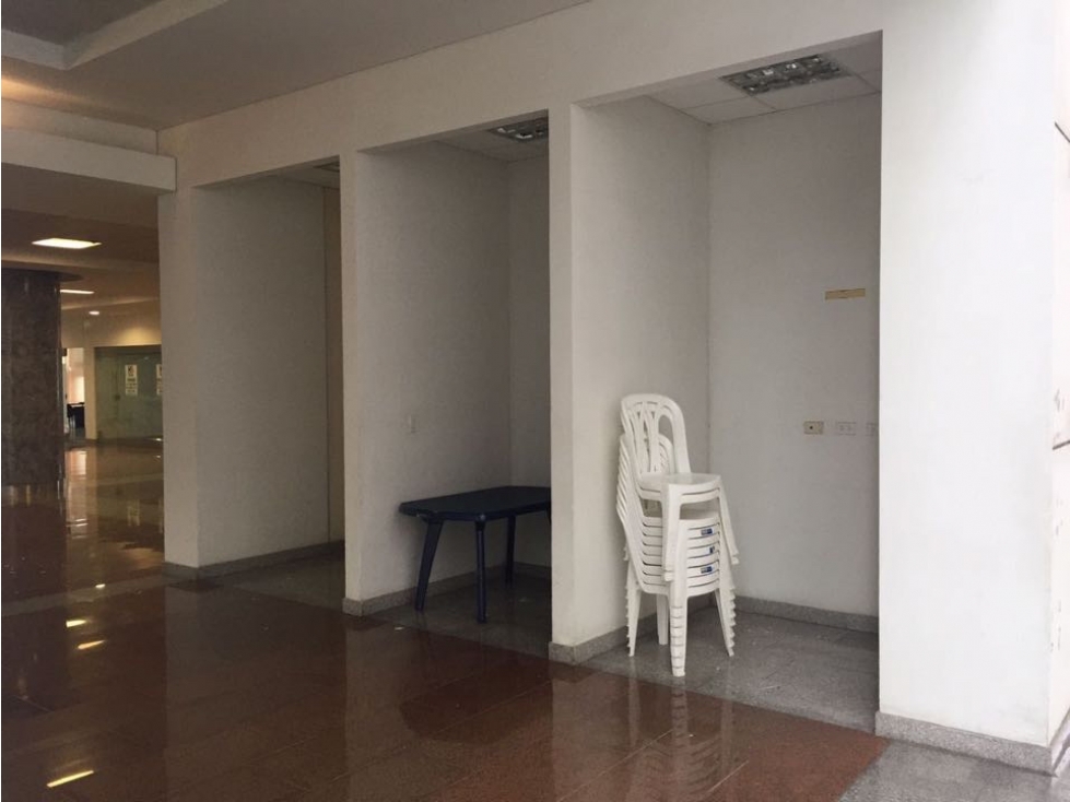 SE VENDEN  LOCALES EDIFICIO VIDA CV