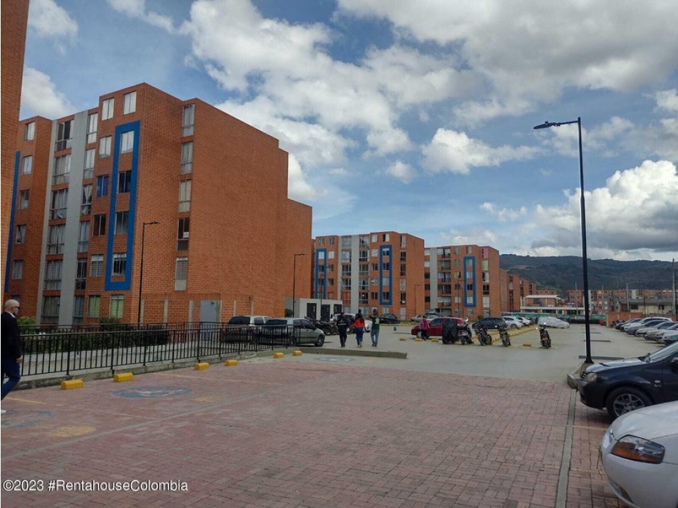 Apartamento en  Verganza RAH CO: 23-2039