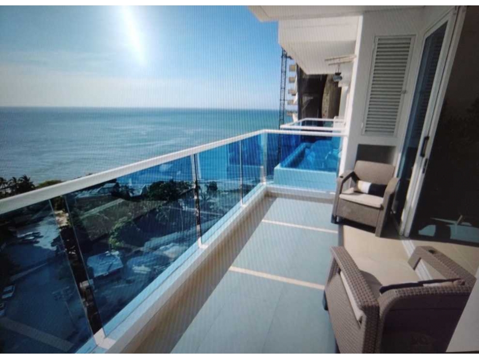 VENDO APARTAMENTO EN SANTA MARTA. L. G