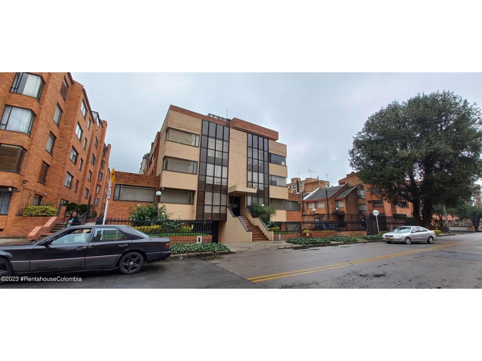 Apartamento en  Cedritos(Bogota) C.O: 24-217