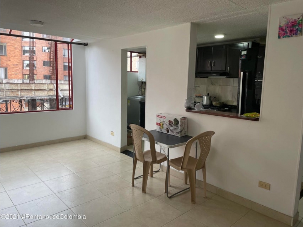 Apartamento en  Cedritos(Bogota) C.O: 24-169