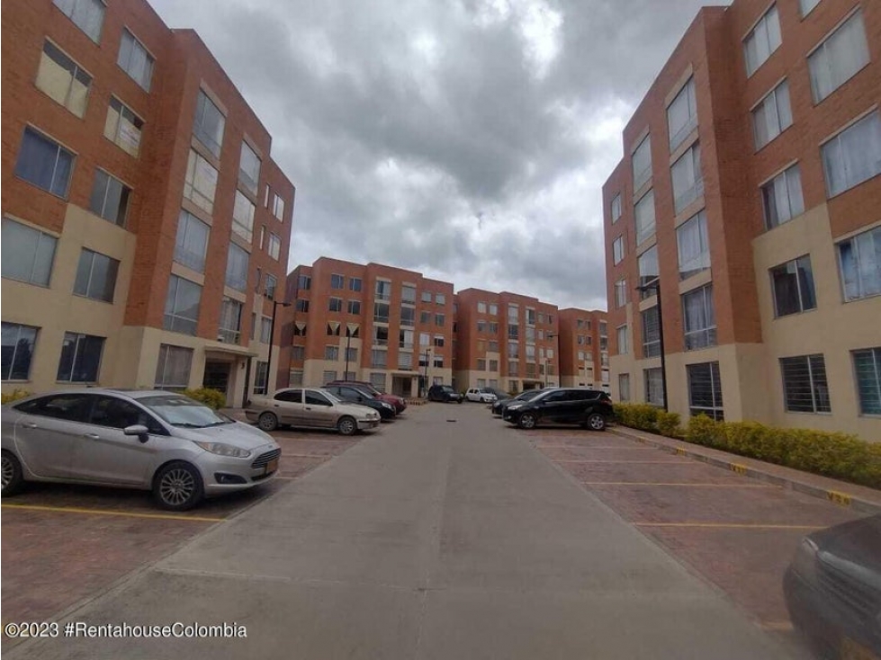 Apartamento en  Villa Maria RAH CO: 24-697