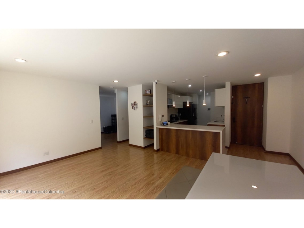 Apartamento en  Vereda Rio Frio RAH CO: 24-356