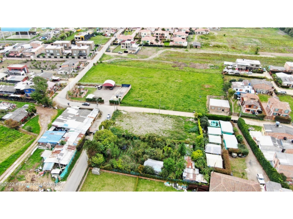 Lote en  Vereda Chuntame(Cajica) RAH CO: 24-943