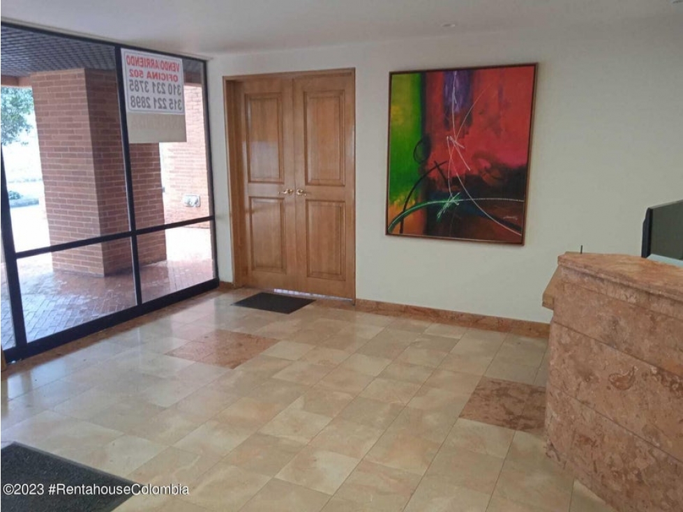 Comercial en  Chico(Bogota) RAH CO: 24-952