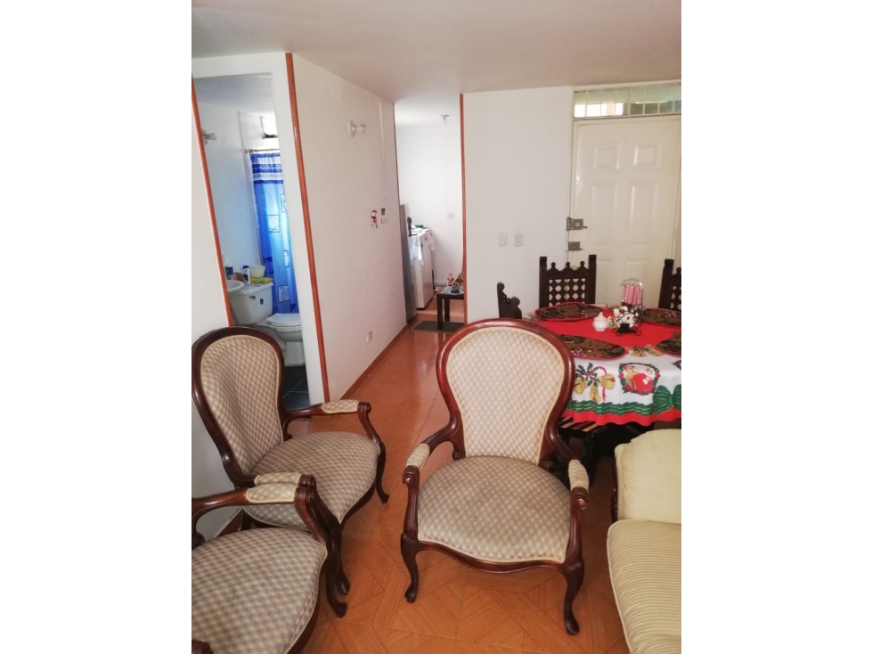 VENDO APARTAMENTO EN MADRID