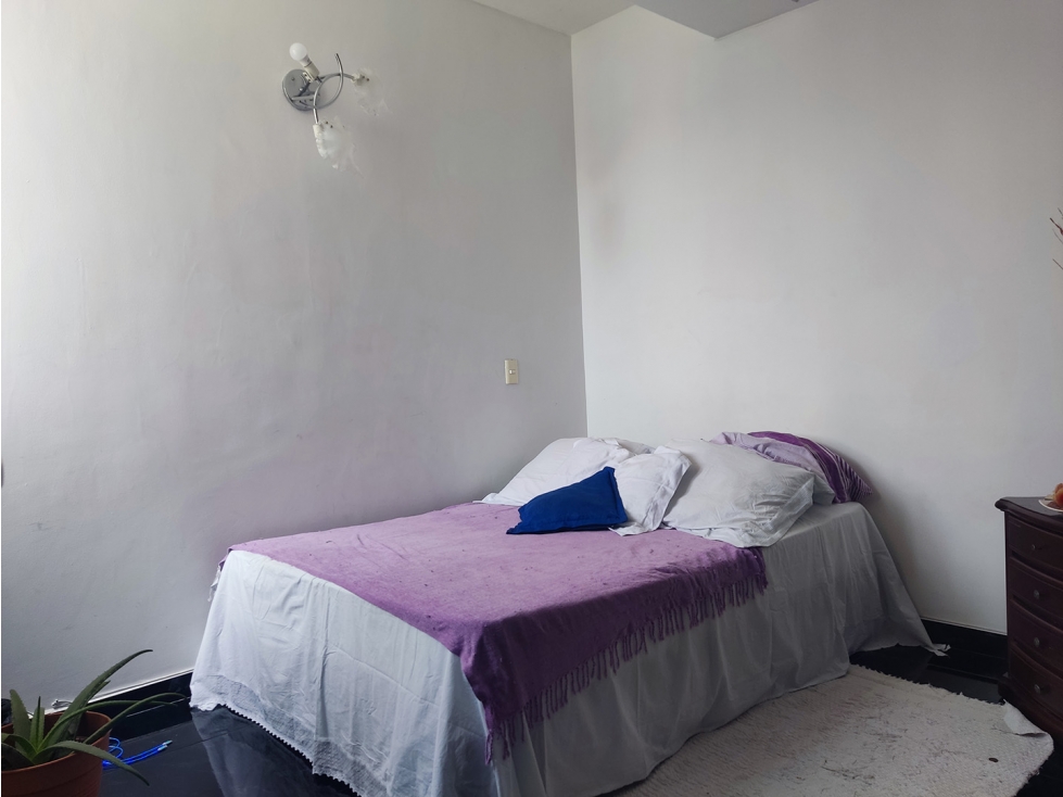 APARTAMENTO EXCELENTE OPORTUNIDAD EN NAVARRA